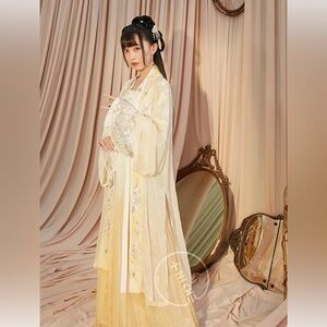 “Golden light” Song dynasty Chinese hanfu 3 piece set